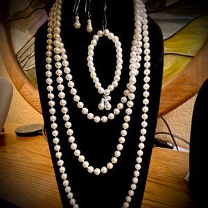 Purple Goldstone Glitter Cabochon Silver Tone Pendant with chain, Unsigned